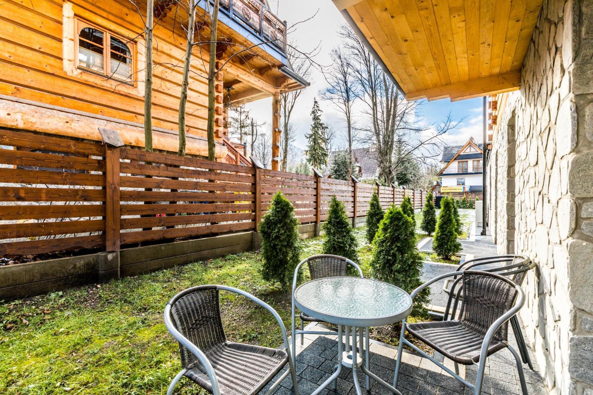 Aparthotel Lucylla Zakopane Extérieur photo